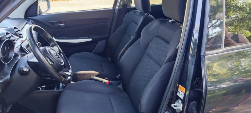 Suzuki Swift, снимка 6 - Автомобили и джипове - 52214425
