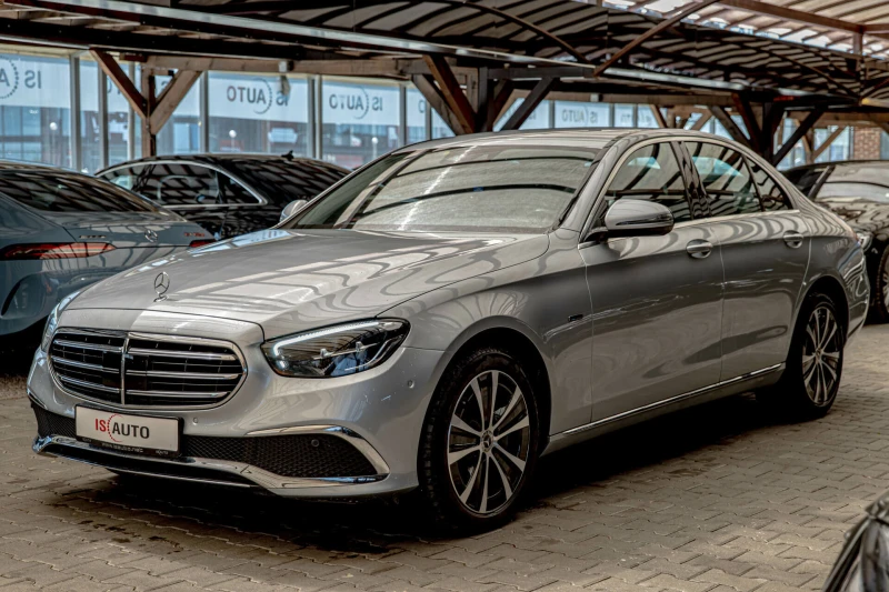 Mercedes-Benz E 300 DE/4Matic/Virtual/Sedan/, снимка 2 - Автомобили и джипове - 52389702