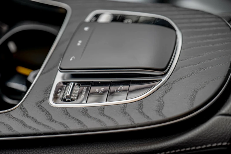 Mercedes-Benz E 300 DE/4Matic/Virtual/Sedan/, снимка 13 - Автомобили и джипове - 52389702