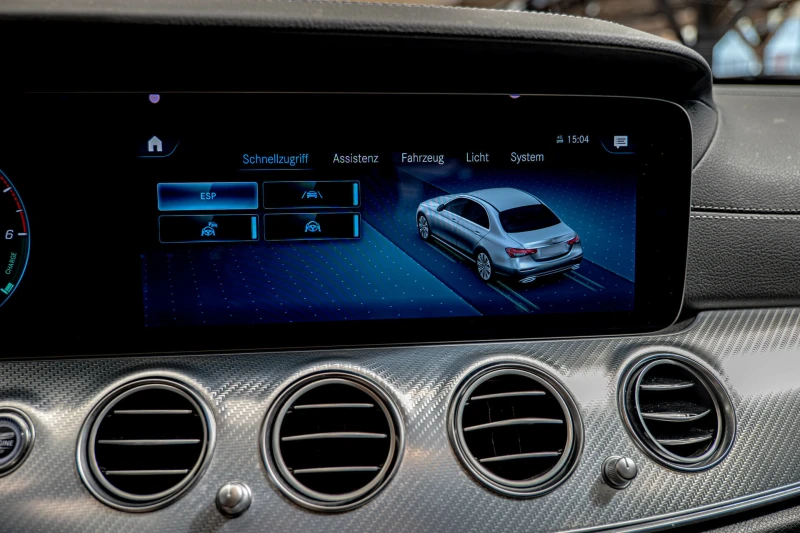 Mercedes-Benz E 300 DE/4Matic/Virtual/Sedan/, снимка 12 - Автомобили и джипове - 52389702