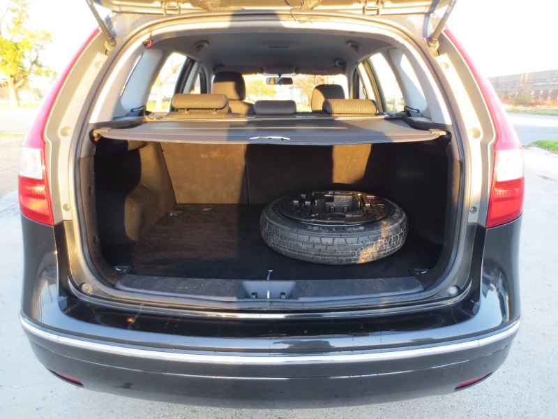 Hyundai I30 1.4 i * ГАЗ* , снимка 13 - Автомобили и джипове - 52402524