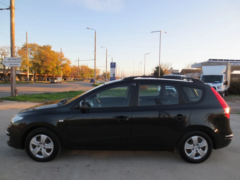 Hyundai I30 1.4 i * ГАЗ* , снимка 8 - Автомобили и джипове - 52402524