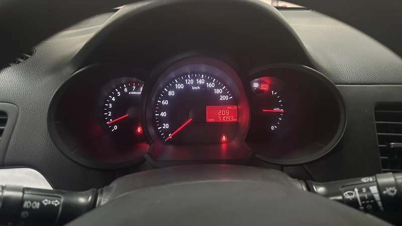 Kia Picanto, снимка 12 - Автомобили и джипове - 52596257