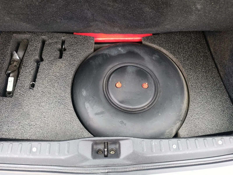 Nissan Micra, снимка 12 - Автомобили и джипове - 52669355