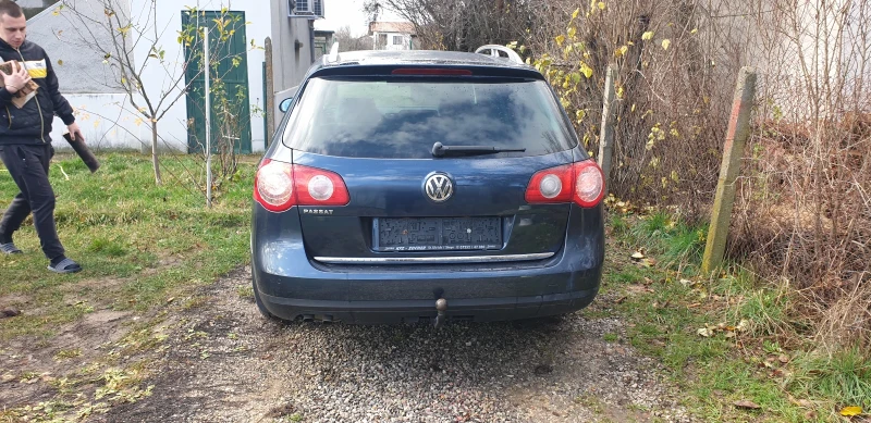 VW Passat 2.0 TDI 140 ks, снимка 11 - Автомобили и джипове - 52816012