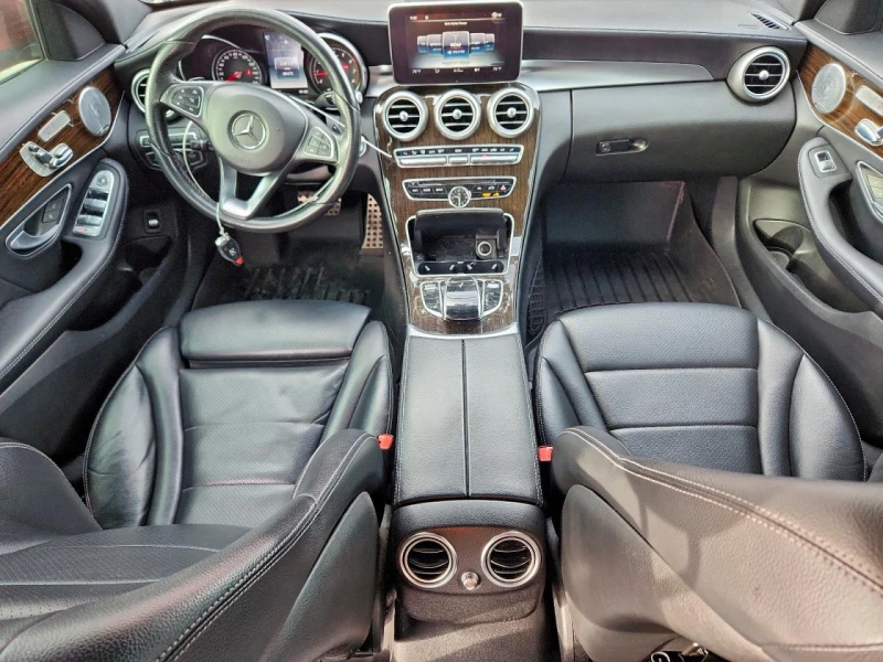 Mercedes-Benz C 300 4MATIC , снимка 9 - Автомобили и джипове - 53031754