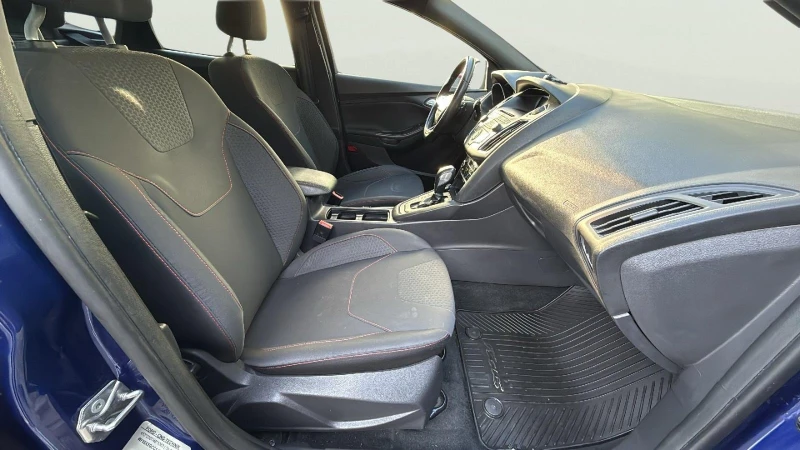 Ford Focus 1.0 EcoBoost, снимка 11 - Автомобили и джипове - 53079528