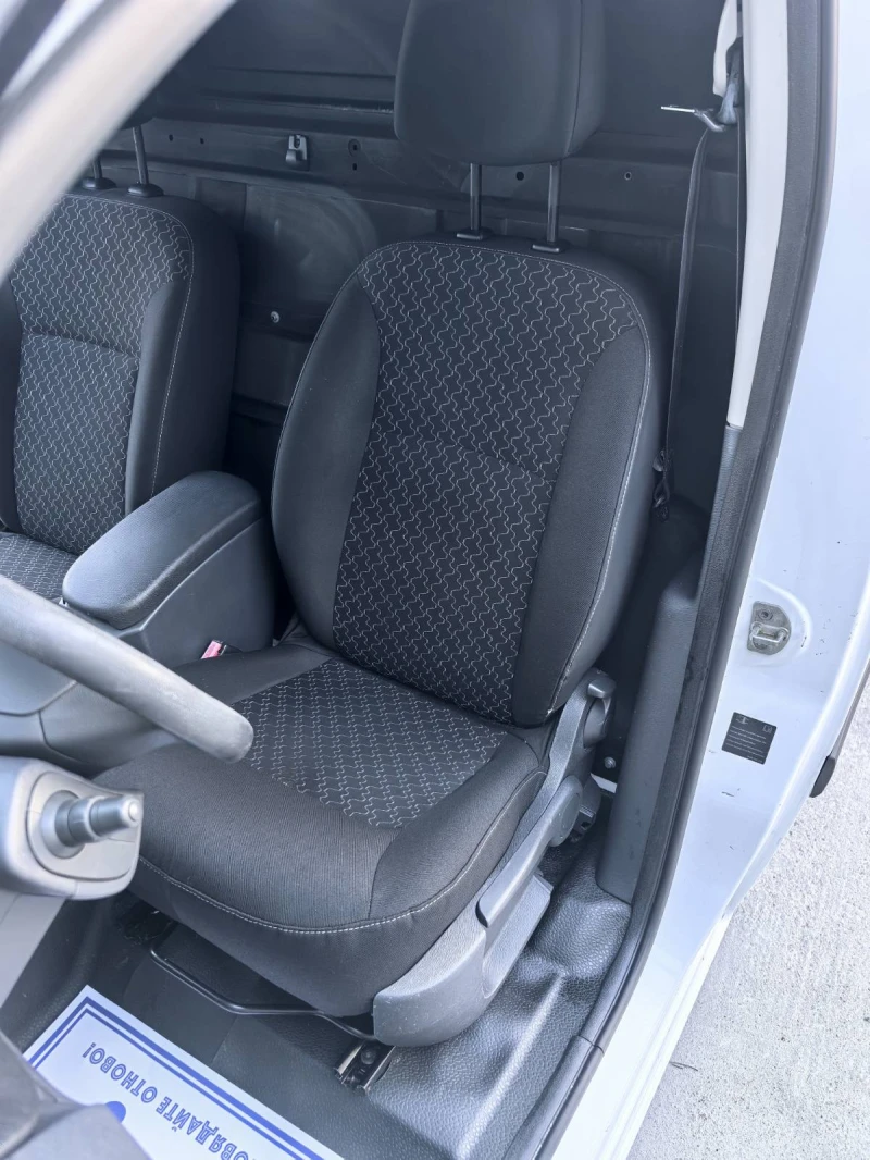 Renault Kangoo 1.5dci MAXI/KLIMA, снимка 11 - Автомобили и джипове - 53092128