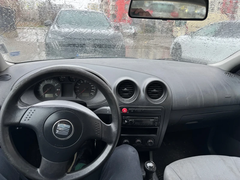 Seat Ibiza 1.2 LPG, снимка 8 - Автомобили и джипове - 53483806