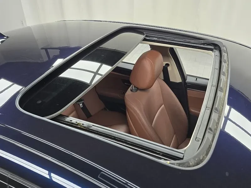 BMW 528 M Aerodynamics, снимка 17 - Автомобили и джипове - 53859809