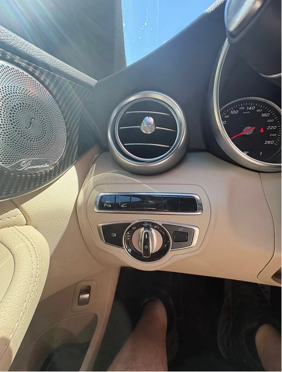 Mercedes-Benz C 300, снимка 5 - Автомобили и джипове - 56130175