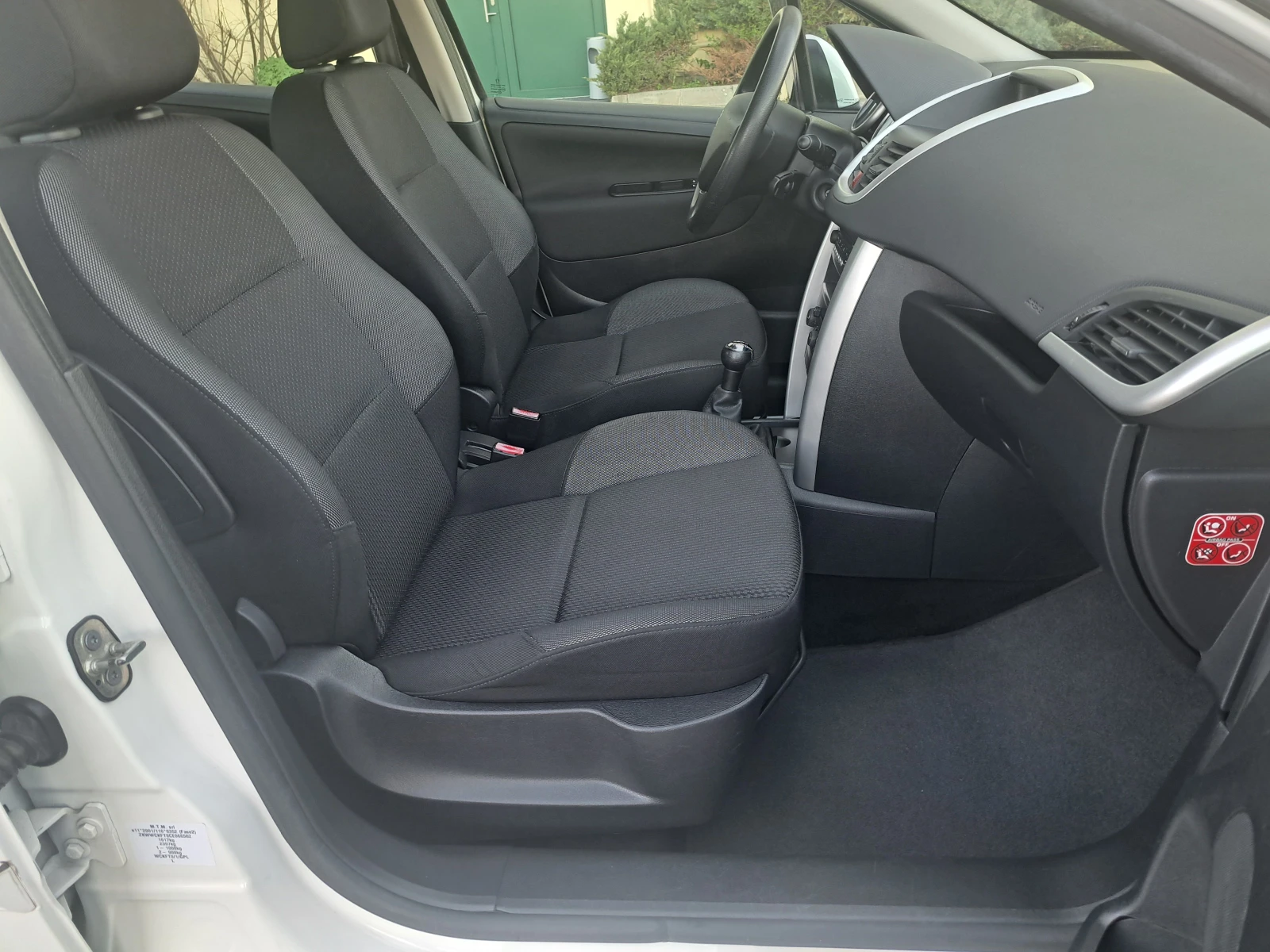 Peugeot 207 * BRC* 207+ * 1.4-75ps.* TOP* , снимка 15 - Автомобили и джипове - 47580505