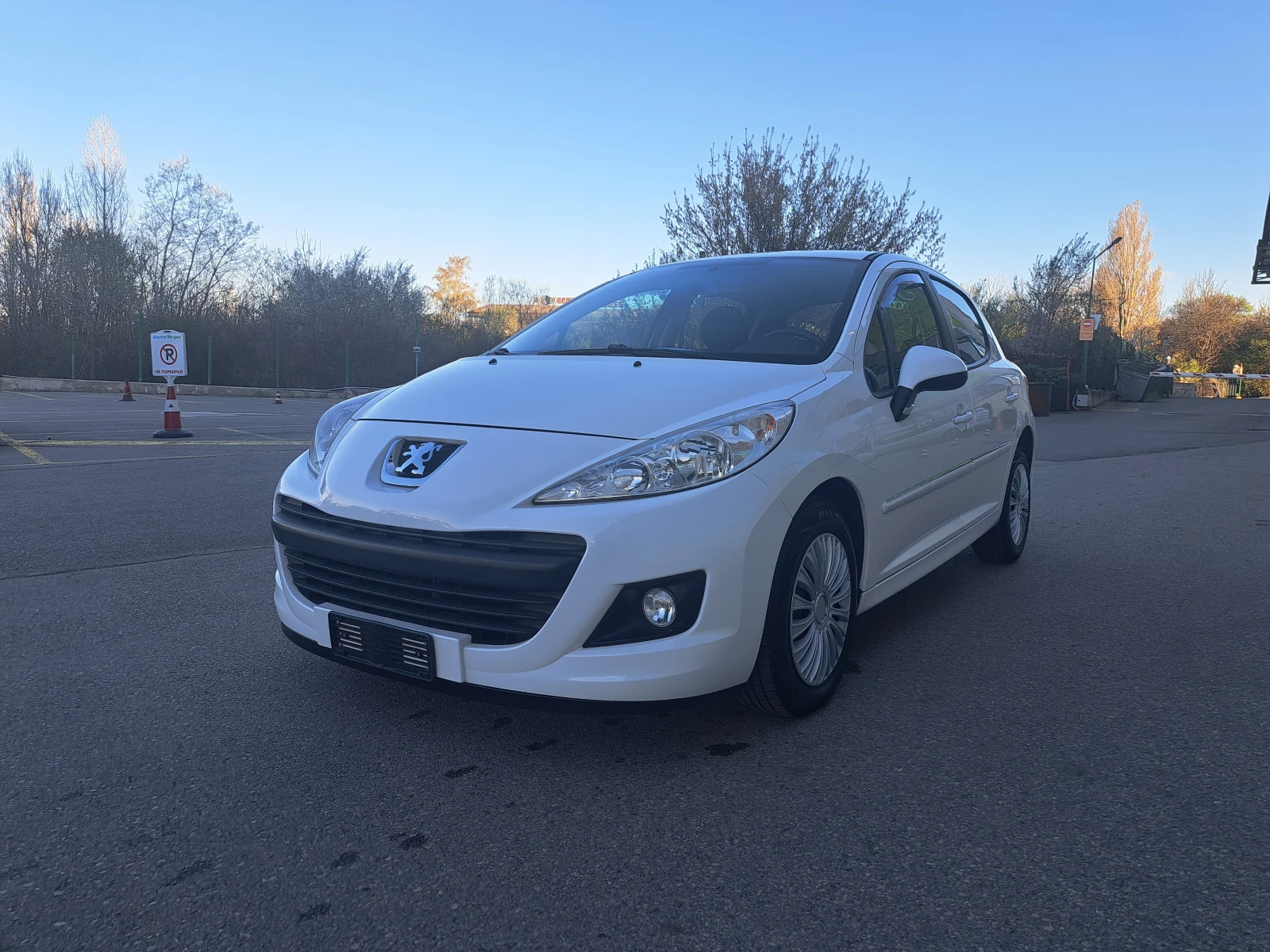 Peugeot 207 * BRC* 207+ * 1.4-75ps.* TOP* , снимка 10 - Автомобили и джипове - 47580505