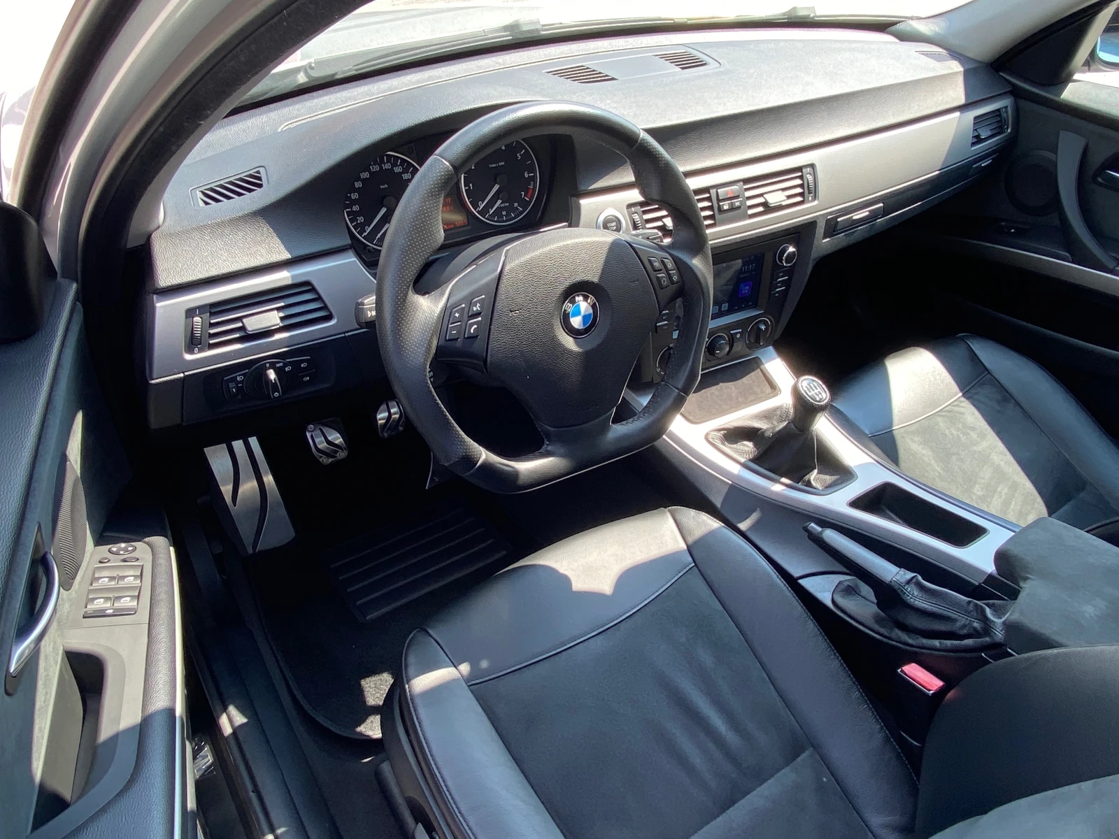 BMW 320 i SEDAN 100% РЕАЛНИ КИЛОМЕТРИ-ДОКАЗУЕМИ! FUL EXTRI - изображение 9