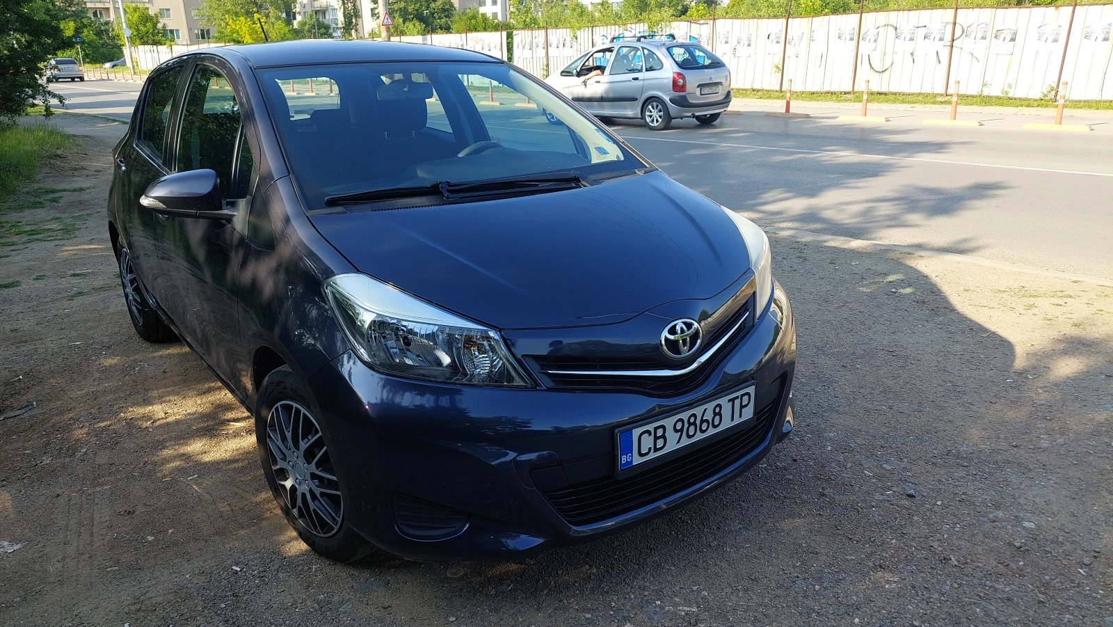 Toyota Yaris  - изображение 3