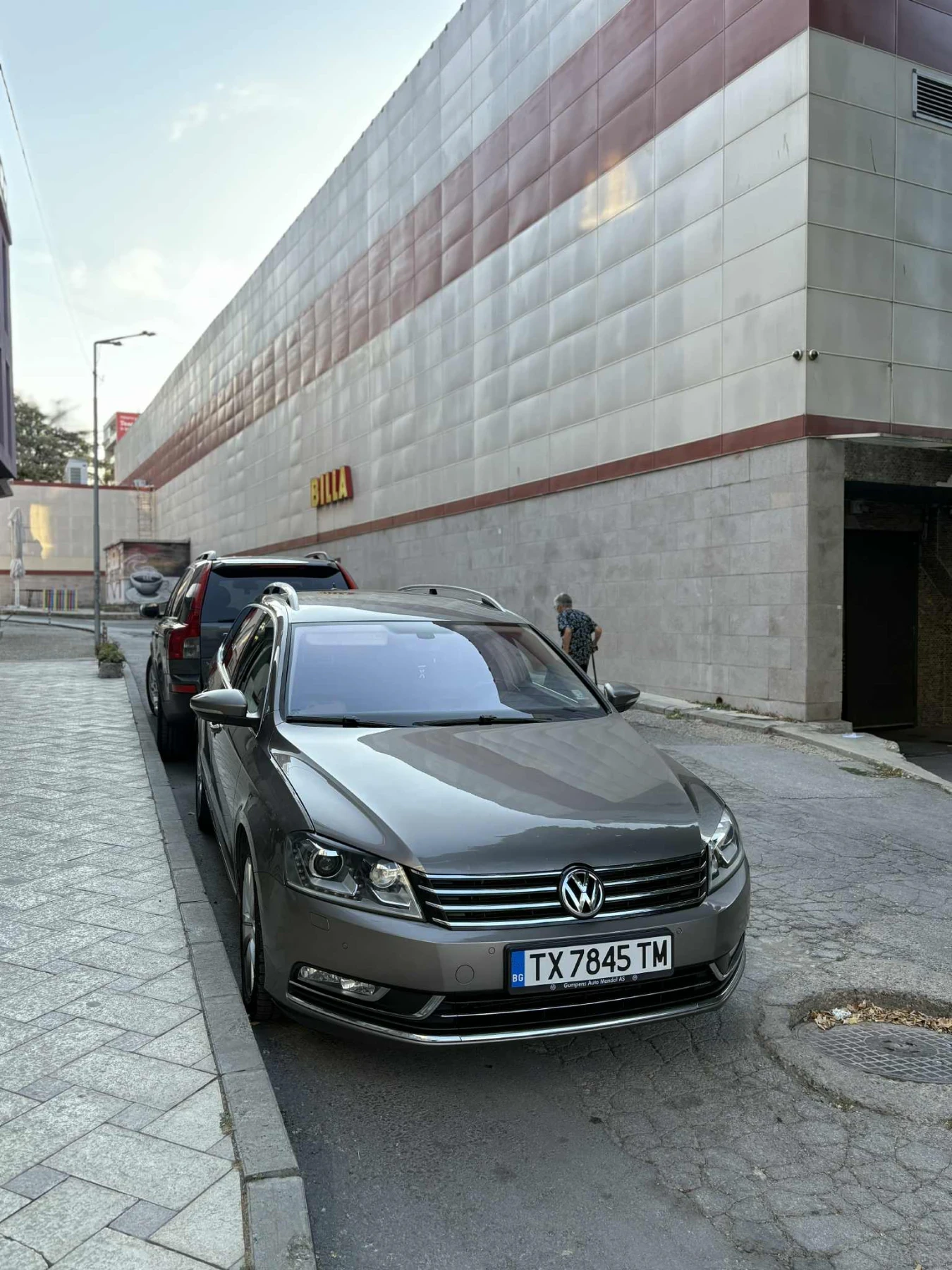 VW Passat Highline 2.0 TDI 140 PS b7 - изображение 4