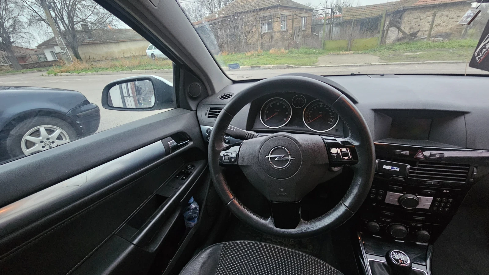 Opel Astra GTC | Mobile.bg � ����������� 10