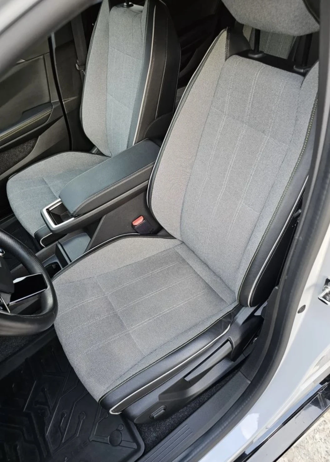 Renault Megane E-TECH 60 Techno Optimum Charge ��������! | Mobile.bg � ����������� 12