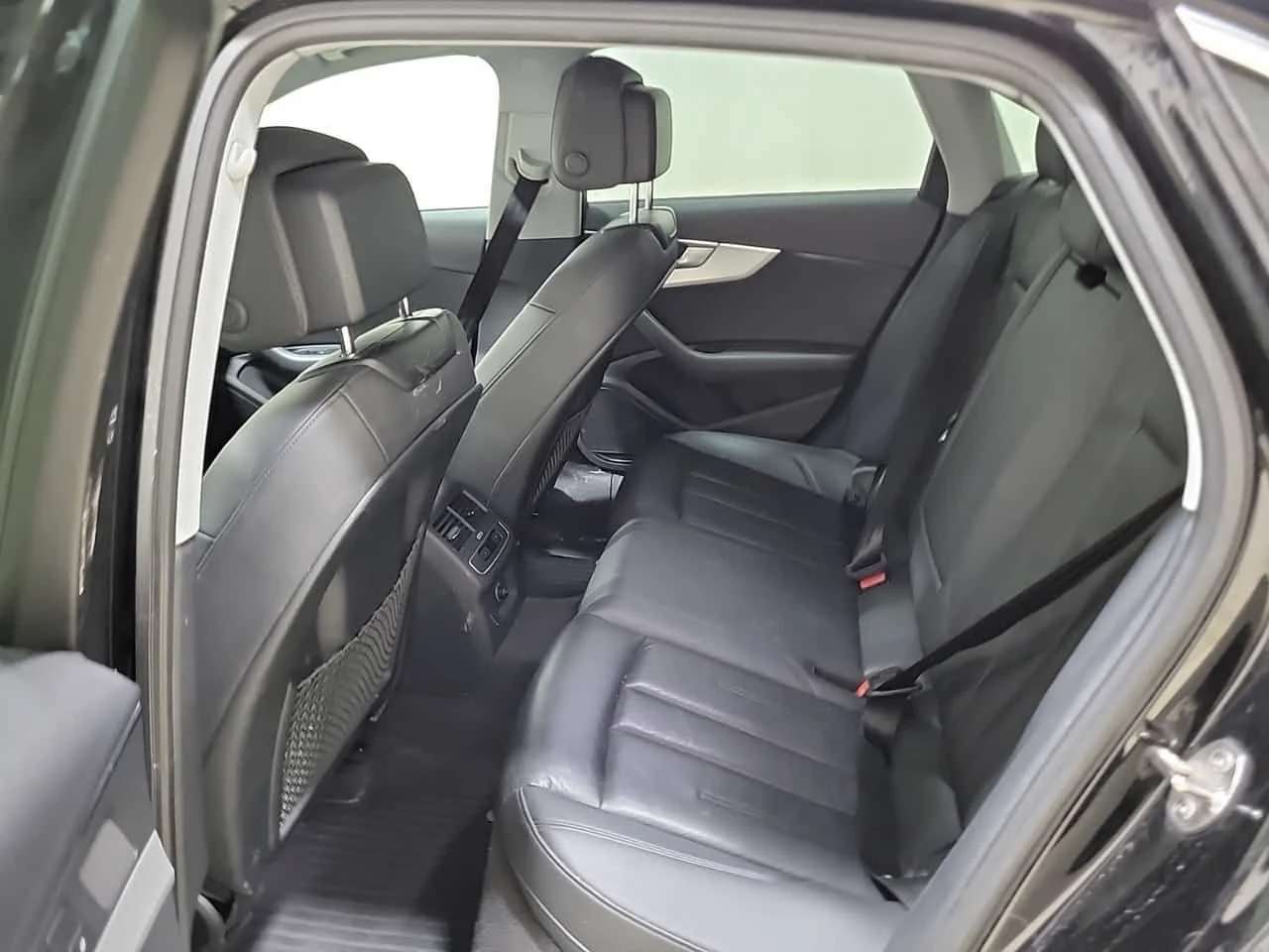 Audi A4 * KOMFORT * ПОДГРЕВ* КАМЕРА* , снимка 12 - Автомобили и джипове - 54203804