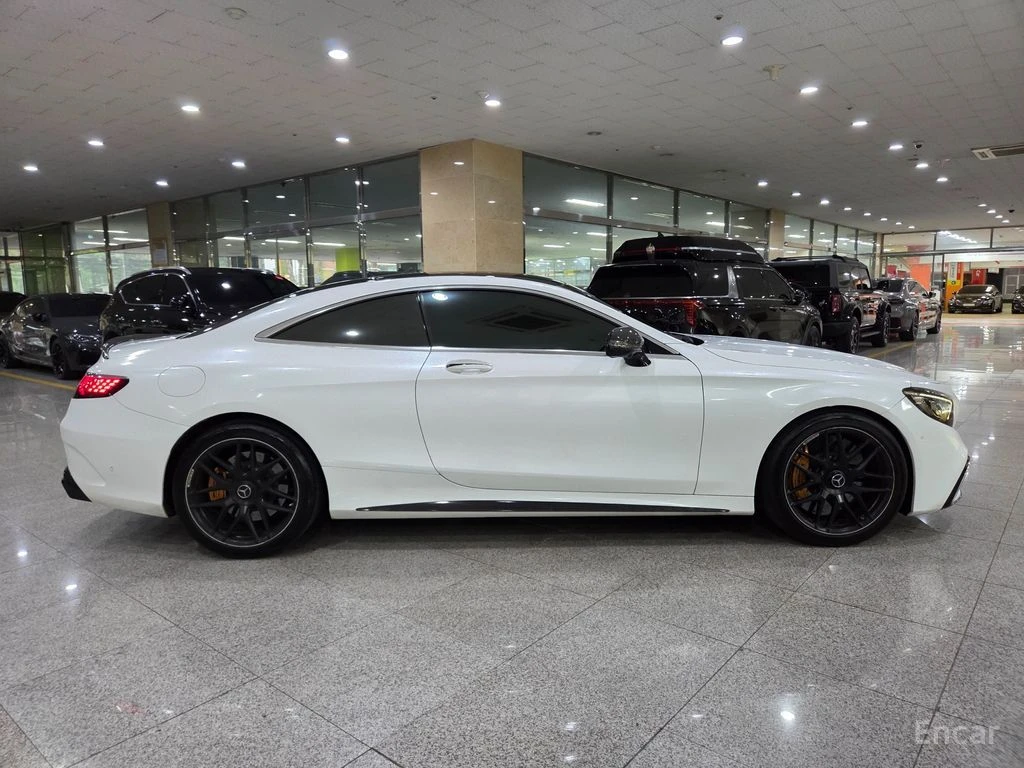 Mercedes-Benz S 63 AMG 4MATIC+ BURMESTER* ОБДУХВАНЕ* LANE* ASSIST* , снимка 2 - Автомобили и джипове - 54427150