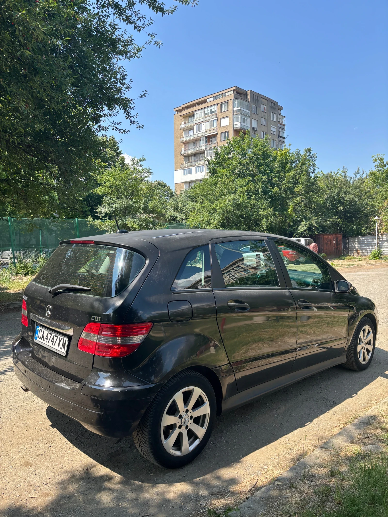 Mercedes-Benz B 180 B200, снимка 3 - Автомобили и джипове - 54543293