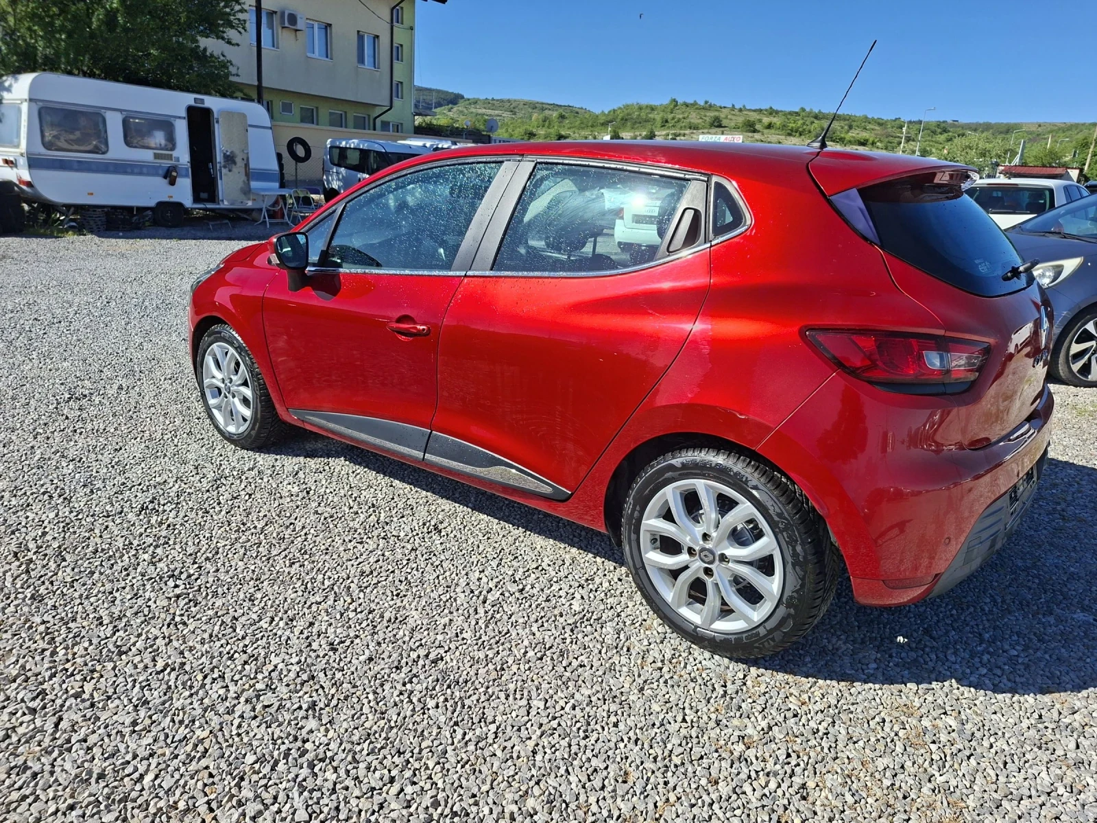 Renault Clio, снимка 3 - Автомобили и джипове - 54547701
