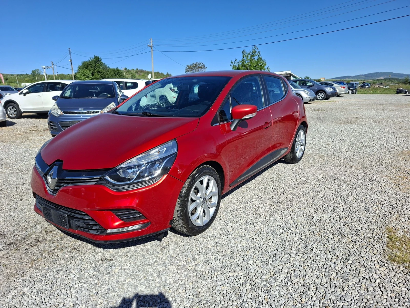 Renault Clio, снимка 2 - Автомобили и джипове - 54547701