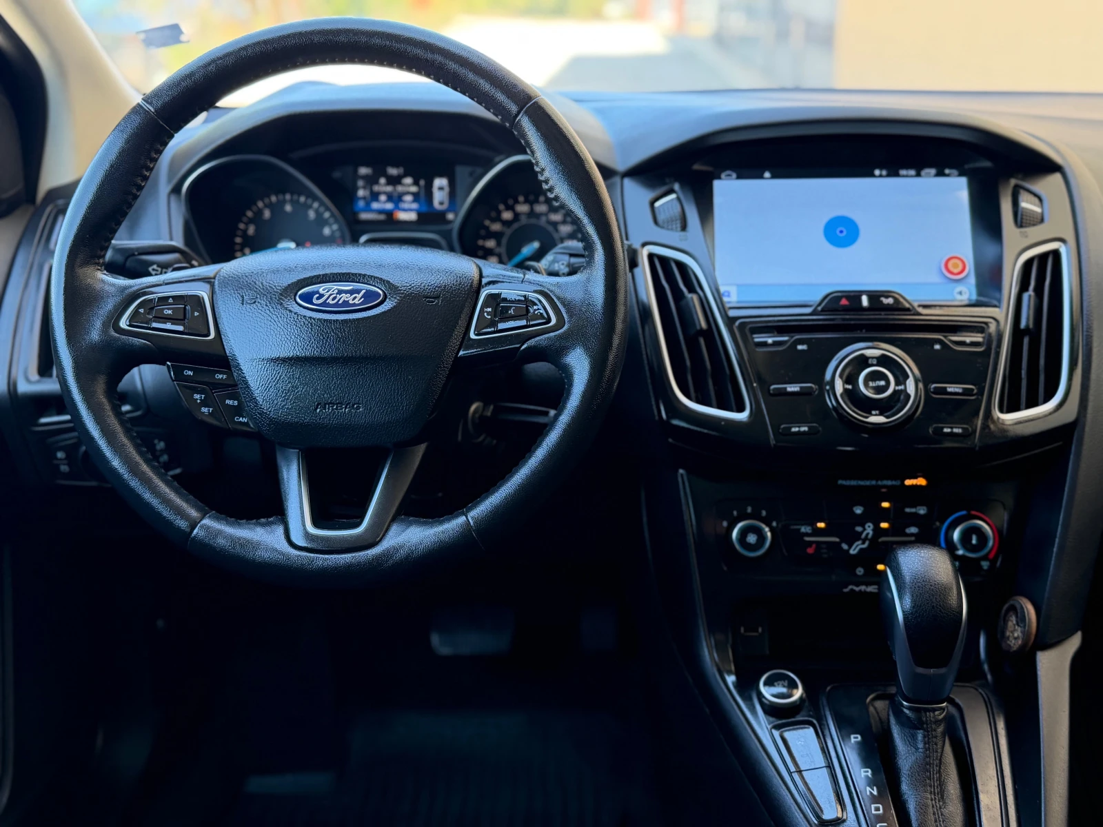 Ford Focus 2.0 FLEXFUEL/AUTOMATIC, снимка 10 - Автомобили и джипове - 54717006