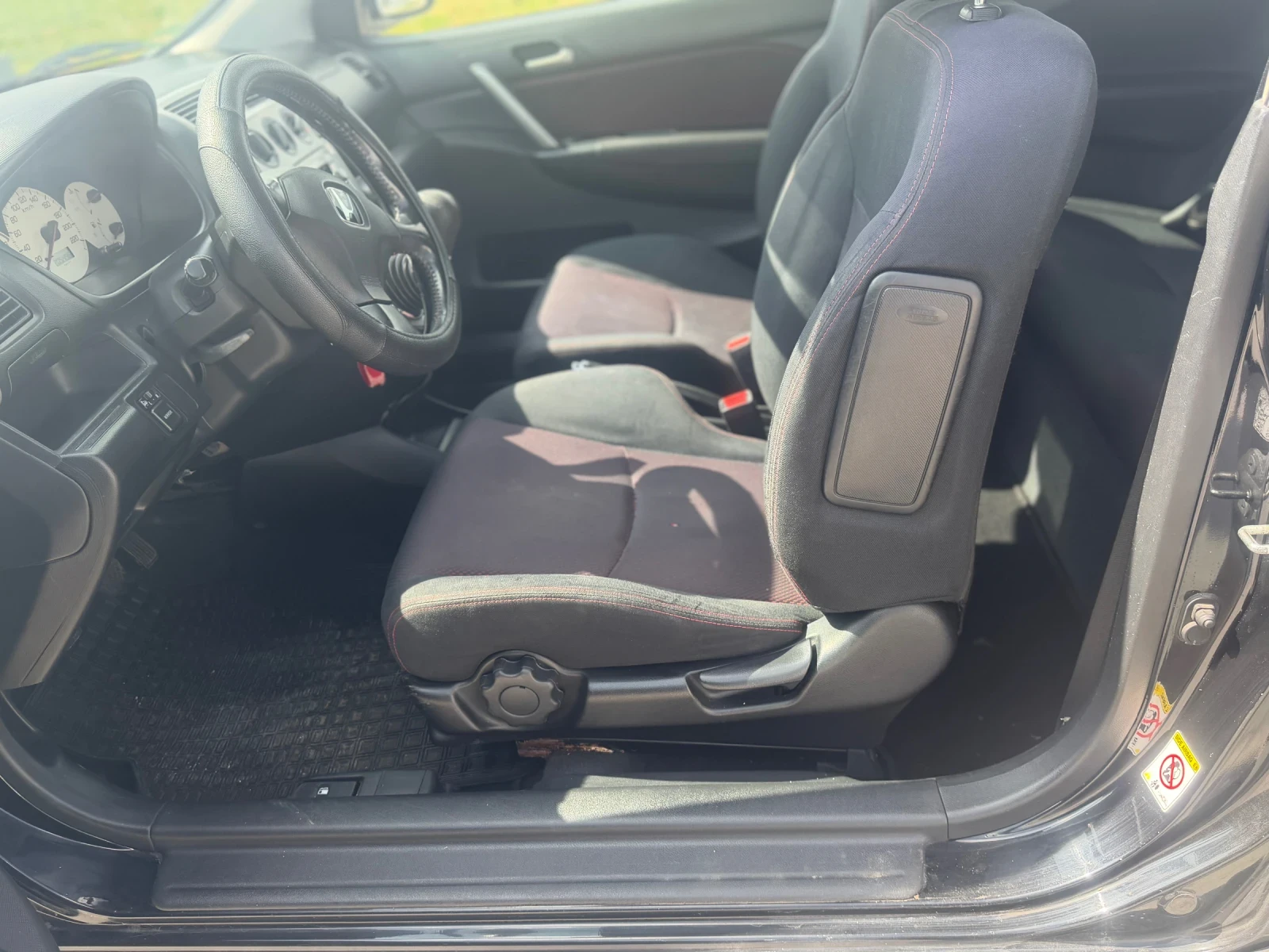 Honda Civic 1.6 V-TEC / SPORT / НОВ ВНОС, снимка 12 - Автомобили и джипове - 54834440