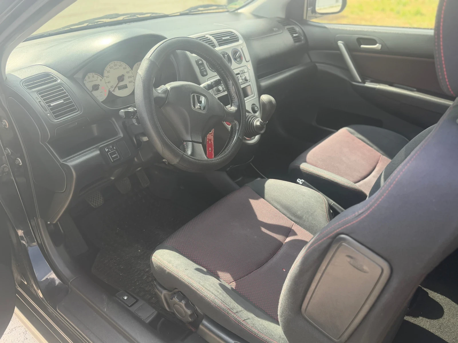 Honda Civic 1.6 V-TEC / SPORT / НОВ ВНОС, снимка 14 - Автомобили и джипове - 54834440