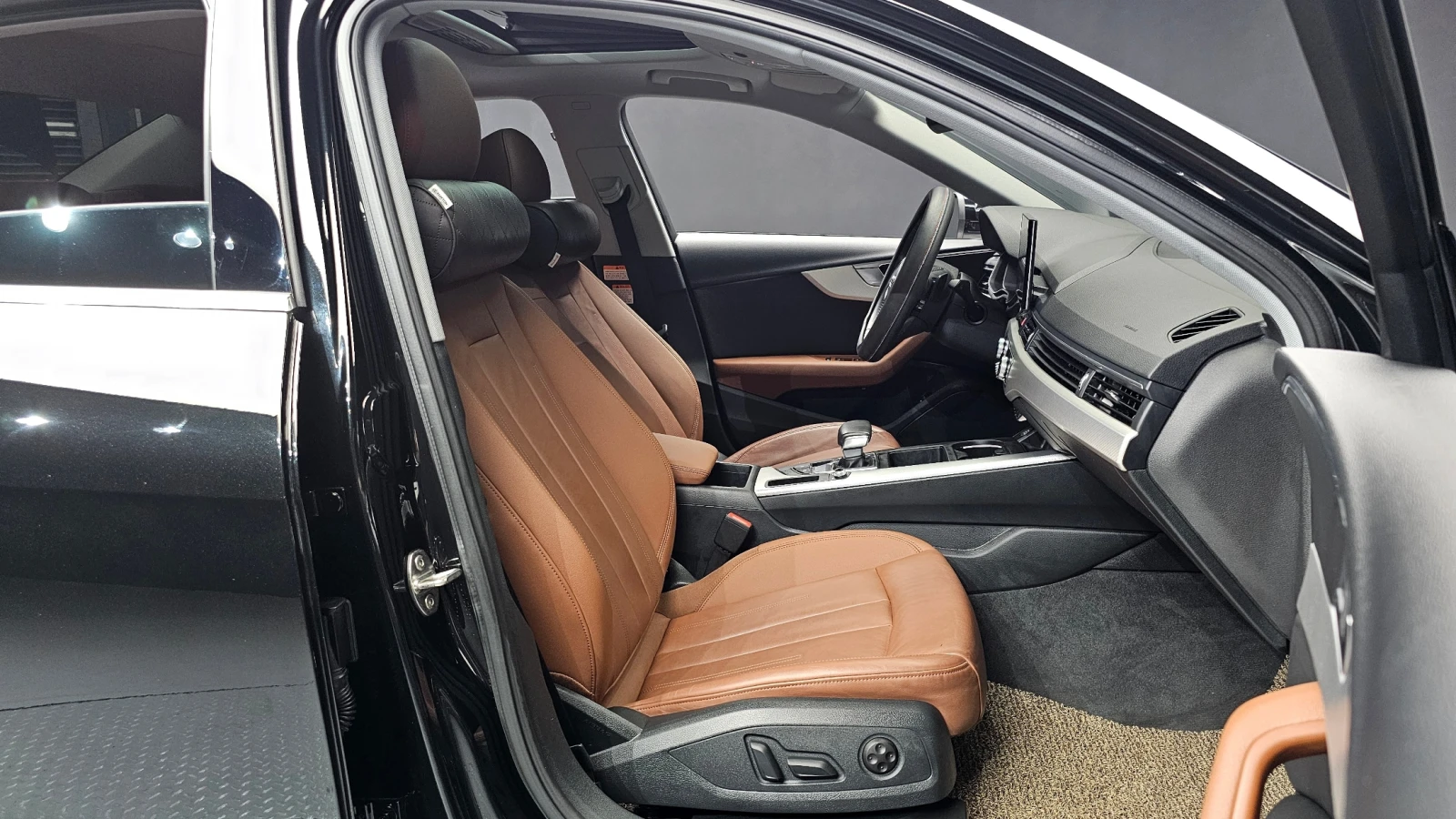 Audi A4 2020* B9* DIGITAL* БЕЗ АНАЛОГ* КРАЙНА ЦЕНА, снимка 15 - Автомобили и джипове - 54864108