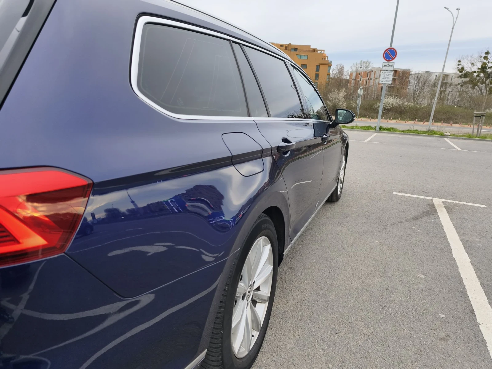 VW Passat Личен b8 2.0tdi 150kc Highline Напълно обслужен, снимка 15 - Автомобили и джипове - 54970409