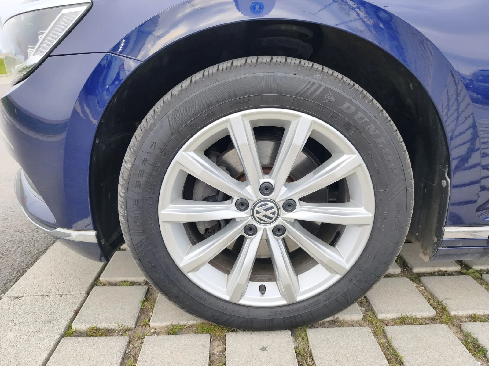 VW Passat Личен b8 2.0tdi 150kc Highline Напълно обслужен, снимка 11 - Автомобили и джипове - 54970409