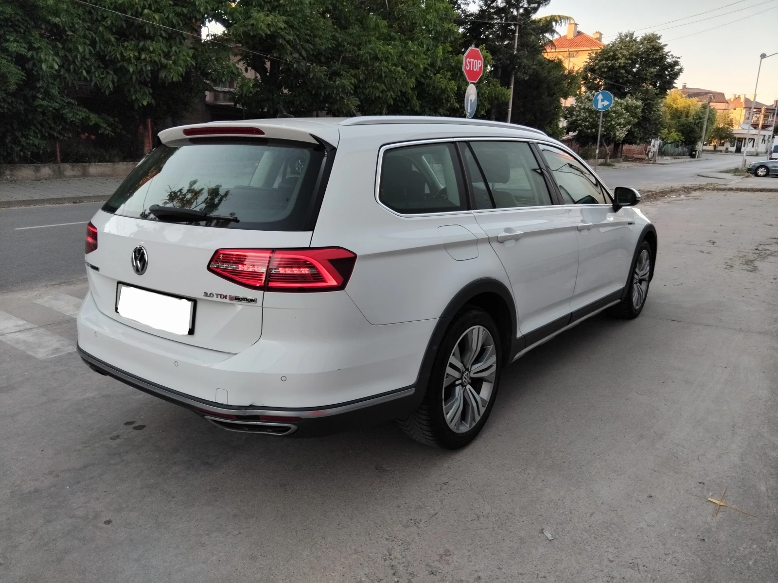VW Alltrack digital         , снимка 10 - Автомобили и джипове - 54978824