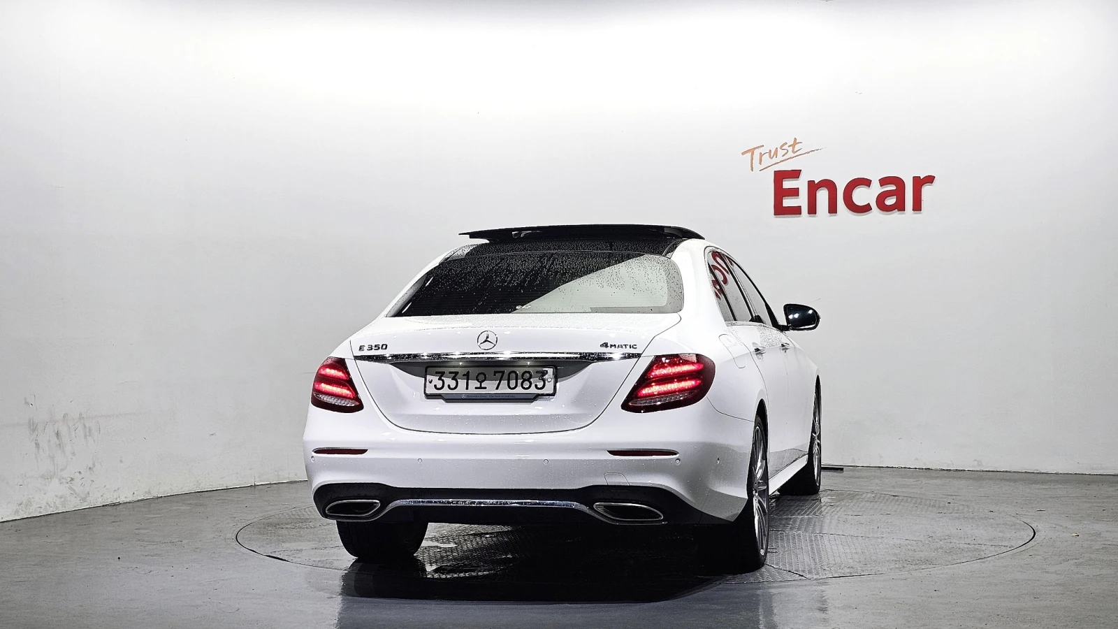 Mercedes-Benz E 350 E350 4MATIC AMG Line, снимка 4 - Автомобили и джипове - 55943341