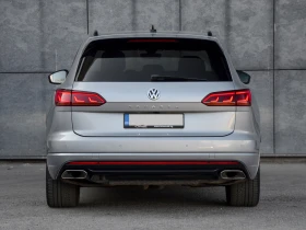 VW Touareg 8 R-Line 4.0TDI Black Optic Първи Собственик, снимка 6