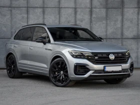VW Touareg 8 R-Line 4.0TDI Black Optic Първи Собственик, снимка 1