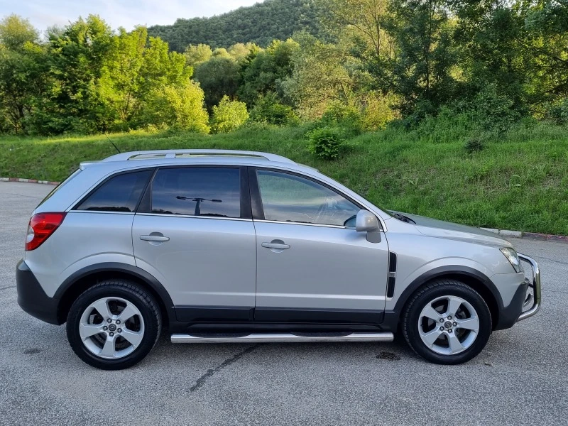 Opel Antara 2.4 Navigacia/4x4/Klimatronik, снимка 6 - Автомобили и джипове - 45920327