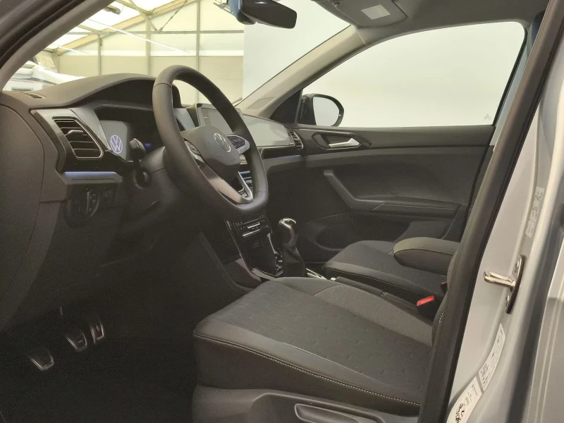 VW T-Cross GOAL/95HP/CAM/NAVI/LED/DIGI/353gpr, снимка 4 - Автомобили и джипове - 51770544