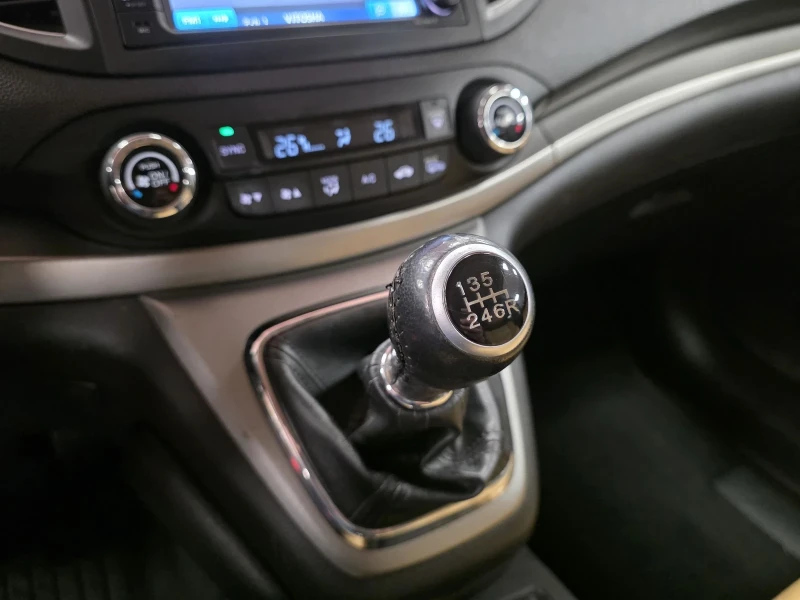 Honda Cr-v Exclusive | 1.6 i-DTEC | FWD, снимка 11 - Автомобили и джипове - 53294216