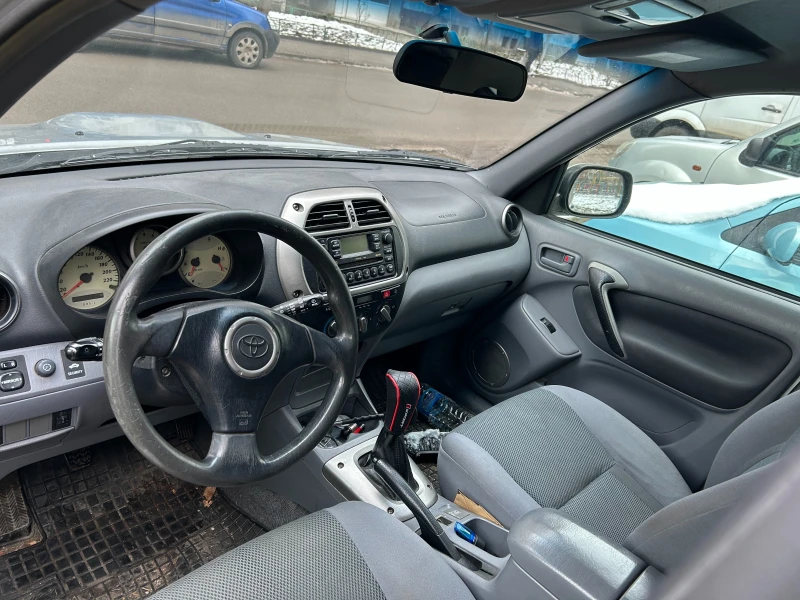 Toyota Rav4 2.0 VVT-I, снимка 8 - Автомобили и джипове - 53354074