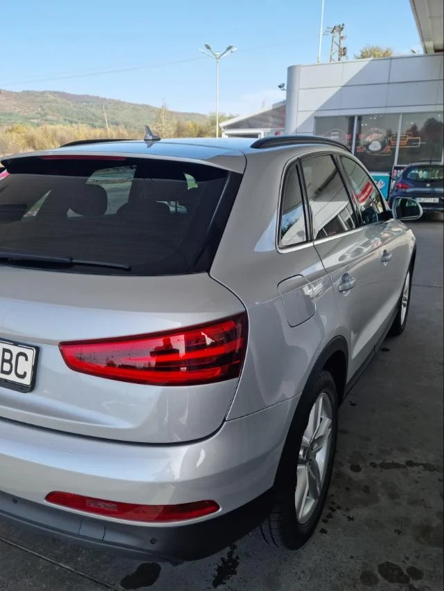 Audi Q3, снимка 7 - Автомобили и джипове - 47039156