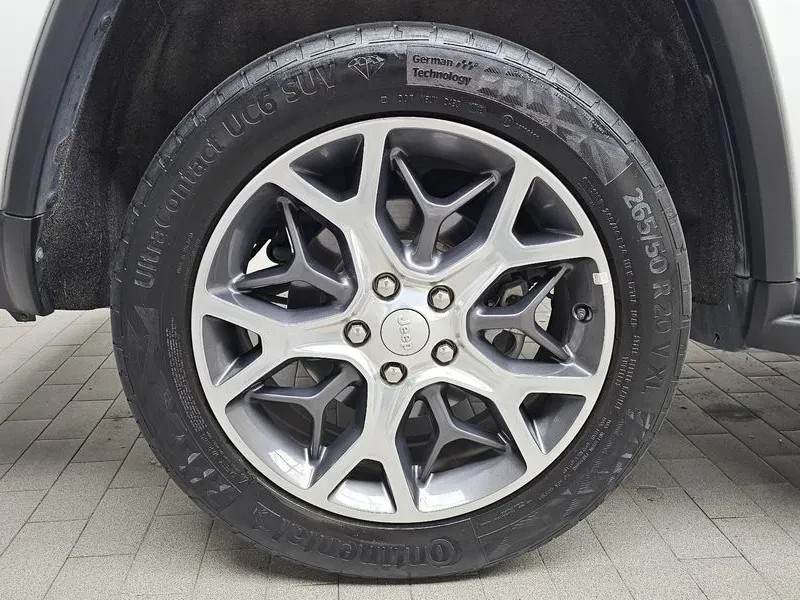 Jeep Cherokee 3.6 AWD - САМО 30% АВАНС, снимка 4 - Автомобили и джипове - 56031032