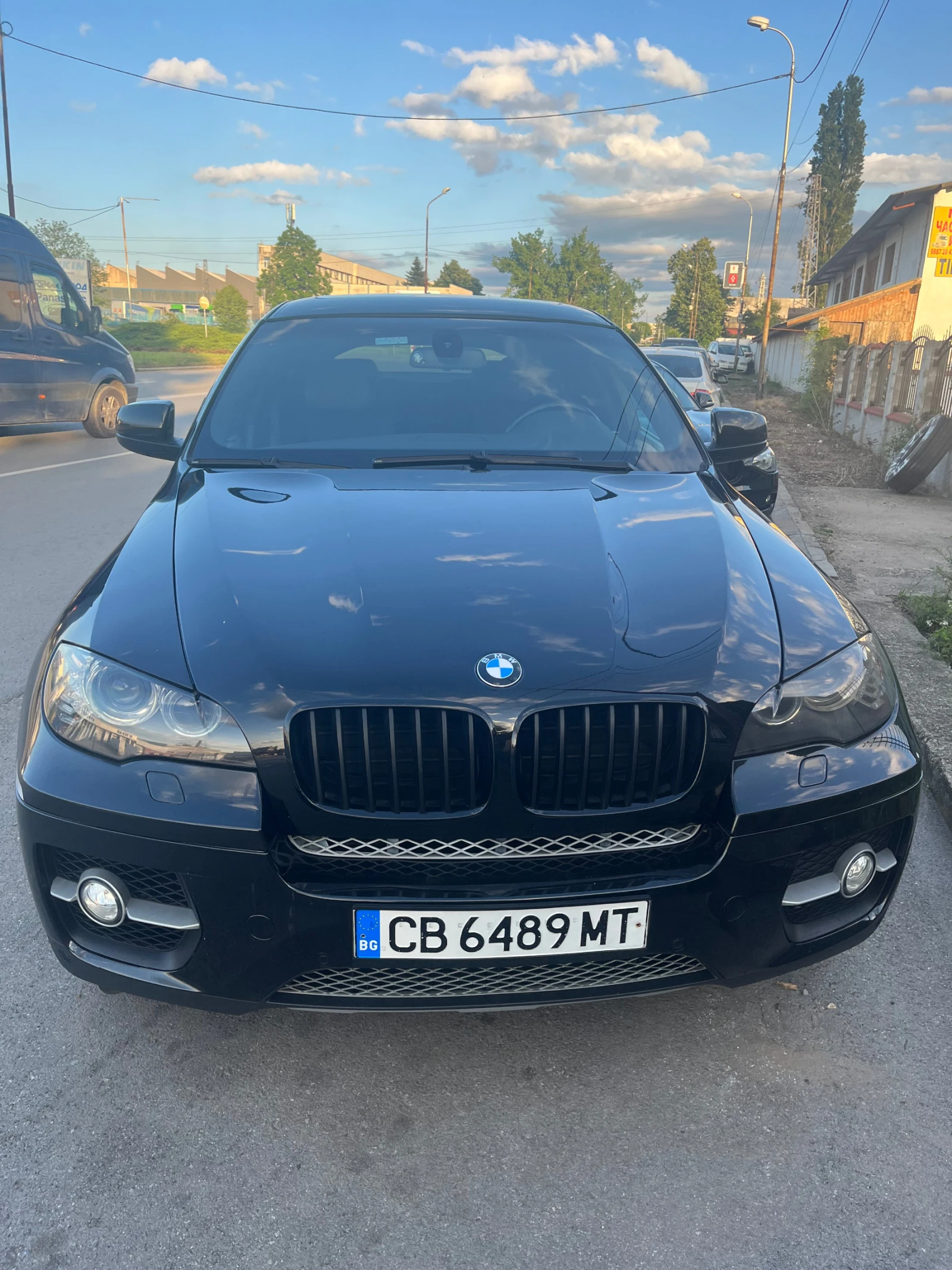 BMW X6 3.5i - изображение 2