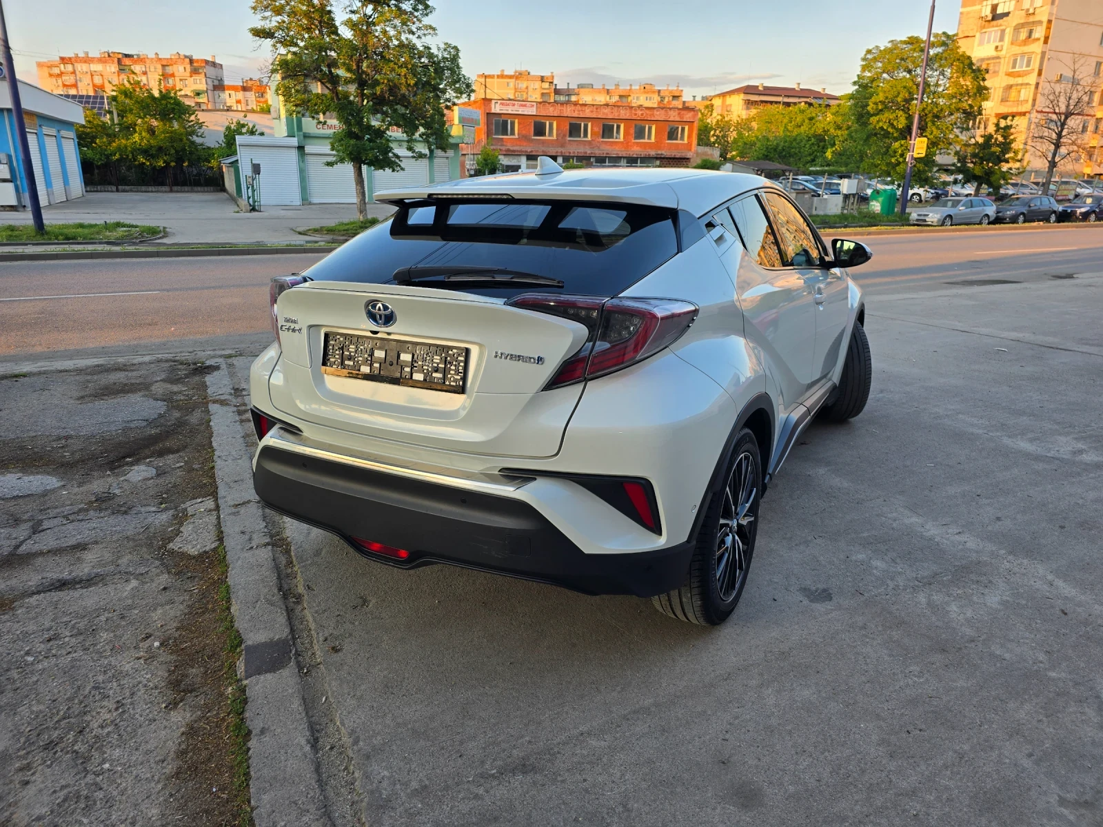 Toyota C-HR  - изображение 5