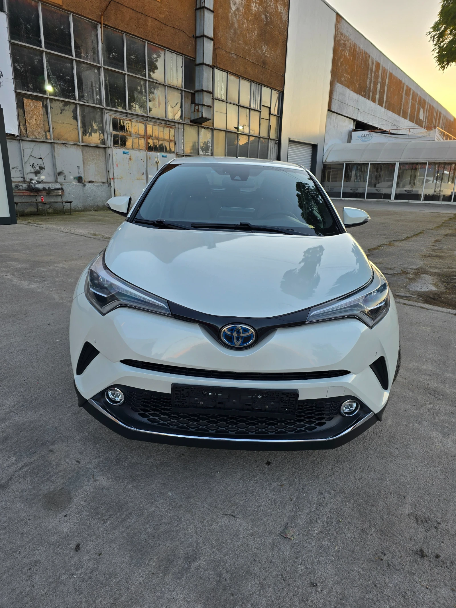 Toyota C-HR  - изображение 3
