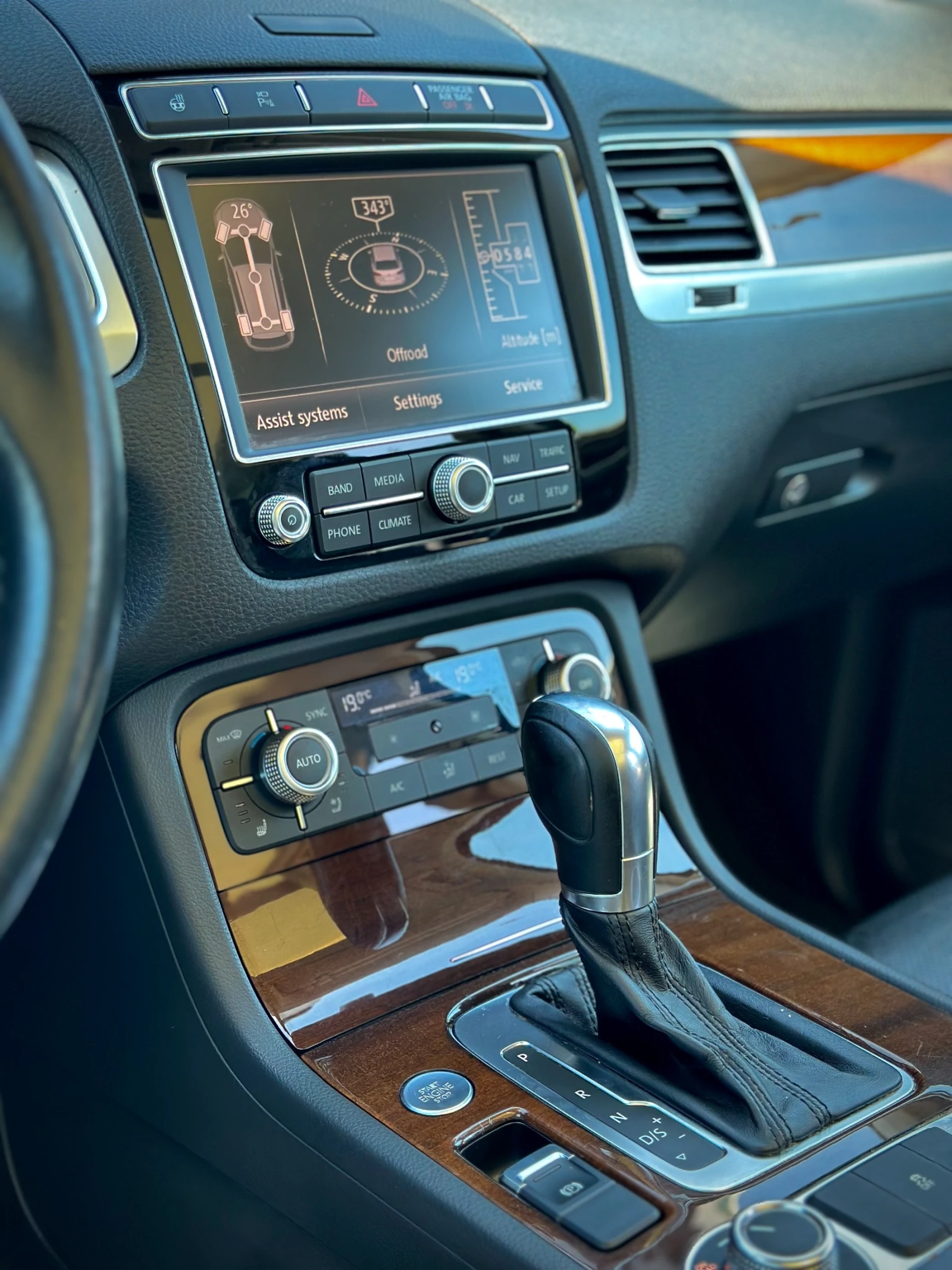 VW Touareg 3.6 V6 PANO/ЛИЗИНГ - изображение 9