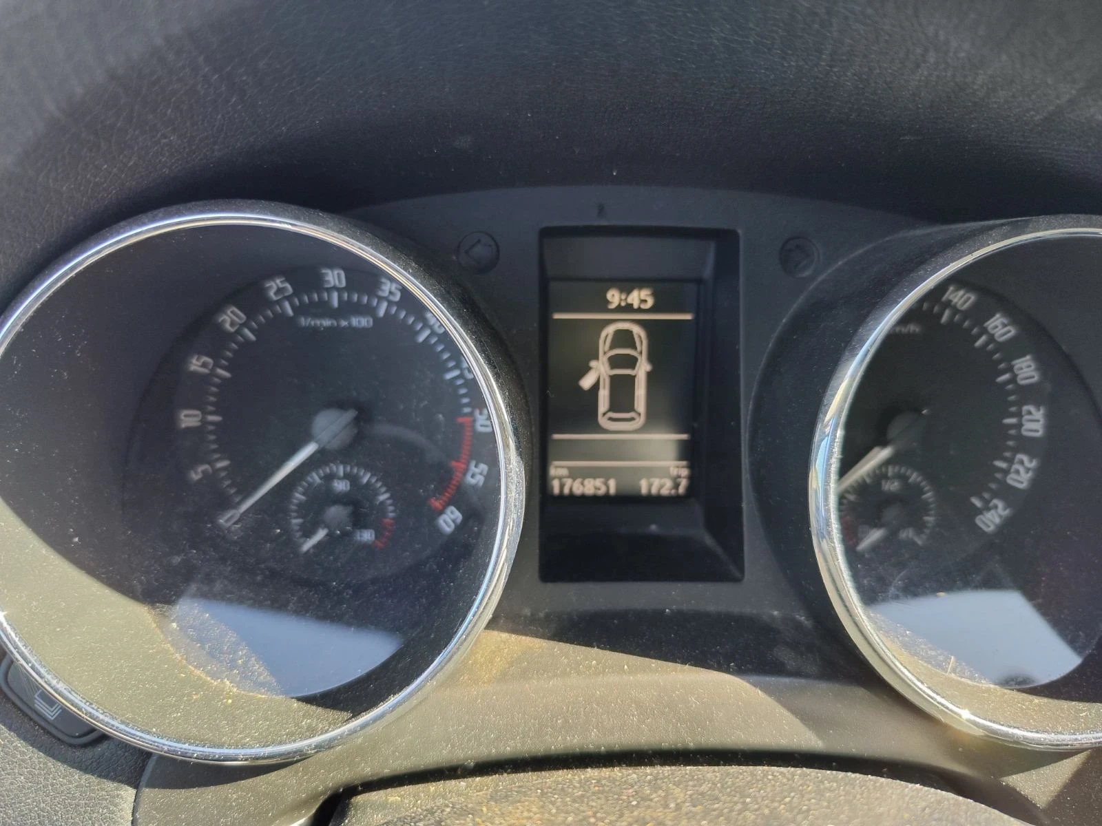 Skoda Yeti 2.0TDi 4х4 - изображение 4