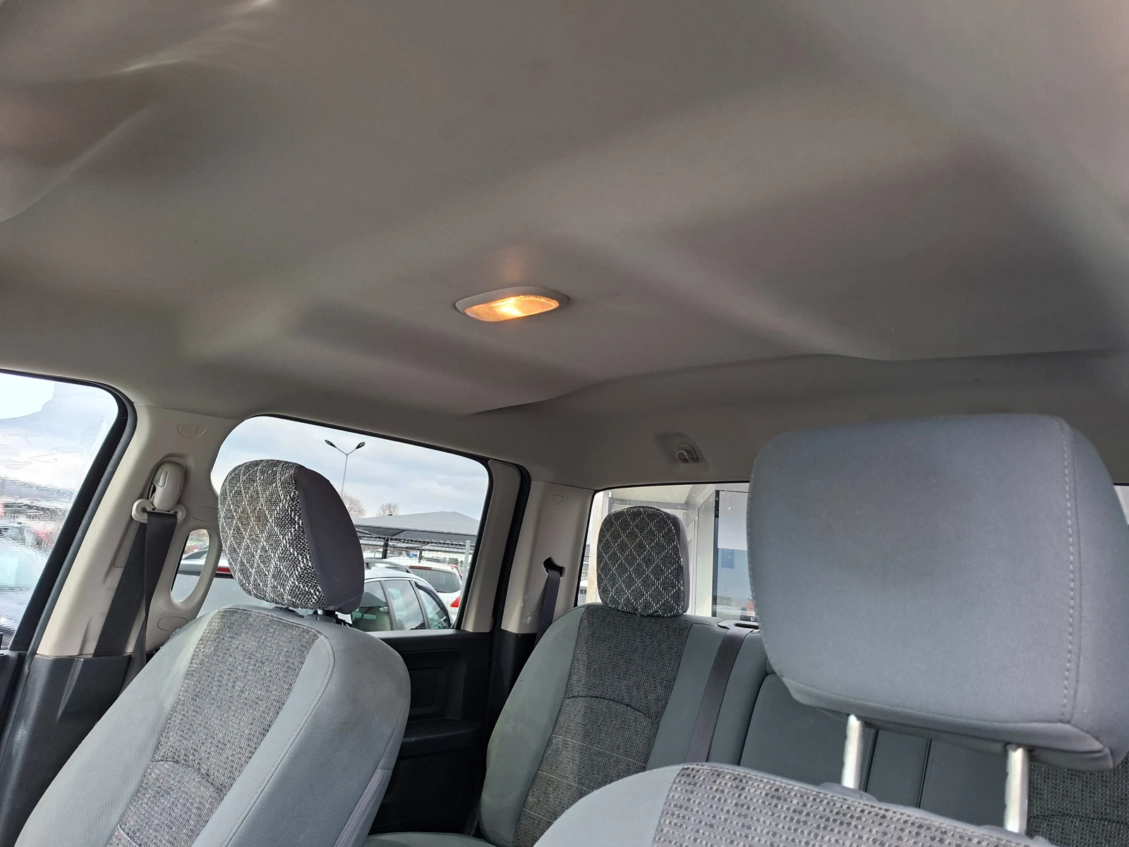 Dodge RAM 1500 5.7 HEMI 5+ 1 места 4х4, снимка 12 - Автомобили и джипове - 53934887