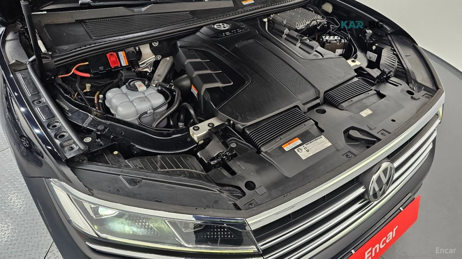 VW Touareg PRESTIGE* 3.0* TDI* DISTRONIC* ПОДГРЕВ* ОБДУХВАНЕ*, снимка 17 - Автомобили и джипове - 54813433